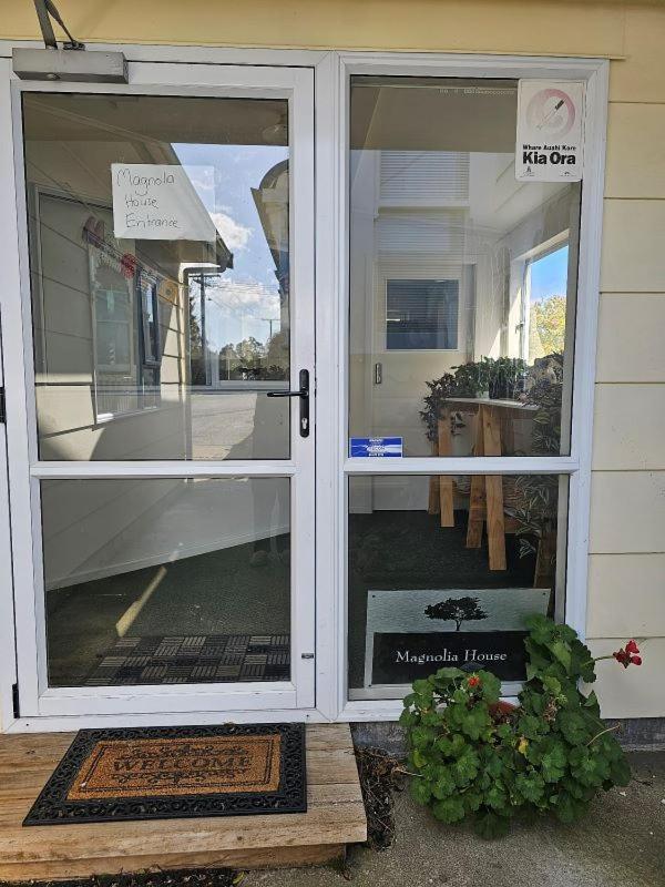Magnolia House Apartment Featherston Exterior photo